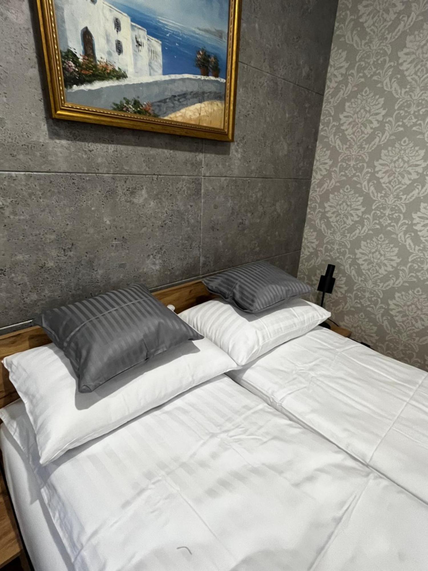 Apartamenty Dbrw Jezyce Posen Exterior foto